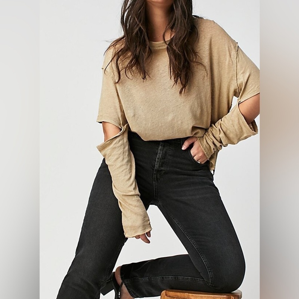 SALE!!! NWT Free People Curvy Siren Low Rise Straight Jeans